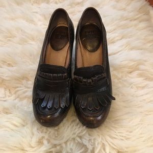 Frye Oxford Pumps EUC